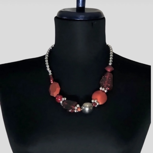 Red Beaded Necklace Bracelets Stud Earrings Jewelry Set - Picture 2 of 5